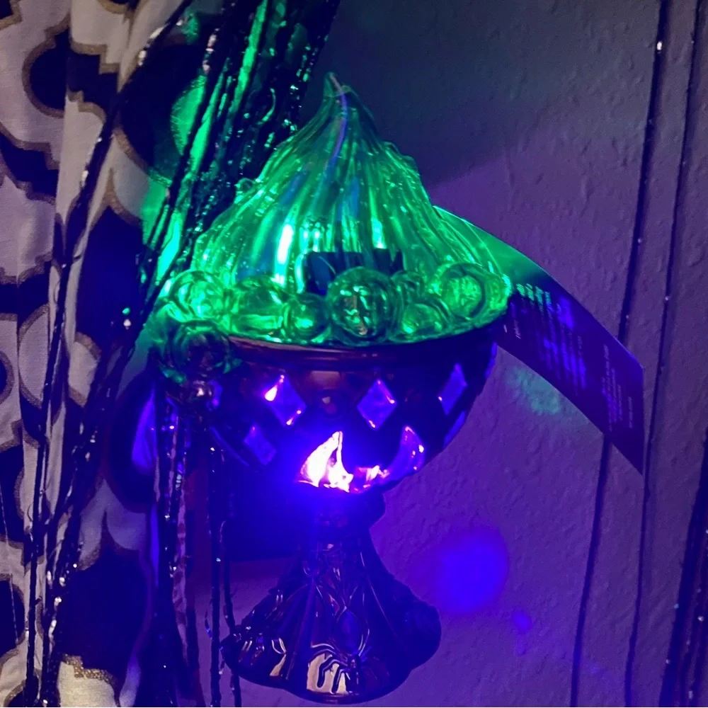 BATH AND BODY WORKS GHOSTLY GOBLET PROJECTOR NIGHTLIGHT WALLFLOWER PLUG